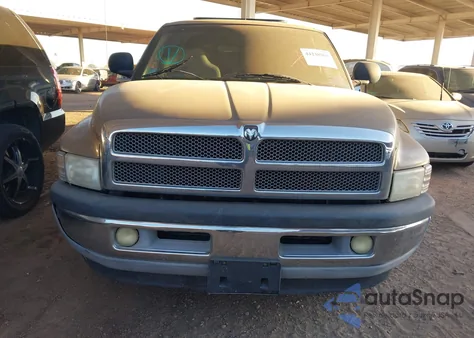2000 Dodge Ram 1500 St z USA, uszkodzony, nr VIN 3B7HC13ZXYG148481